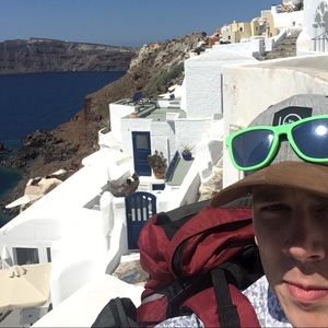 Meet your Posher, Aaron